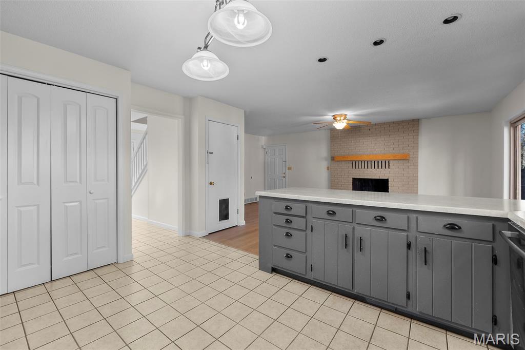 Woodland Hills Estate - Residential