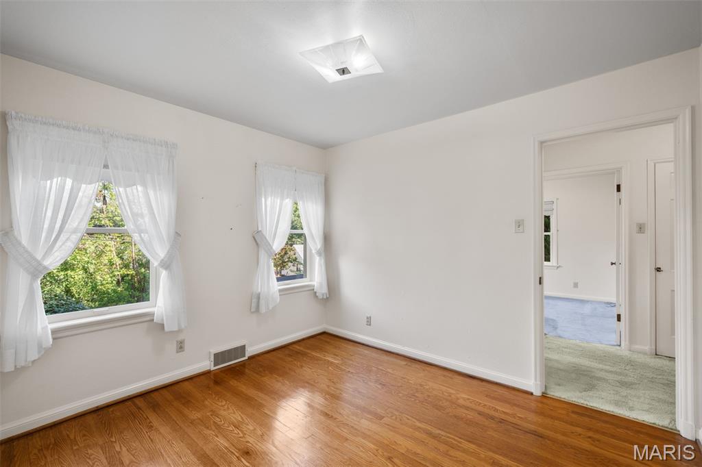 Unincorporated, Missouri 63123, United States, 2 Bedrooms Bedrooms, ,1 BathroomBathrooms,Residential,Pending,210474