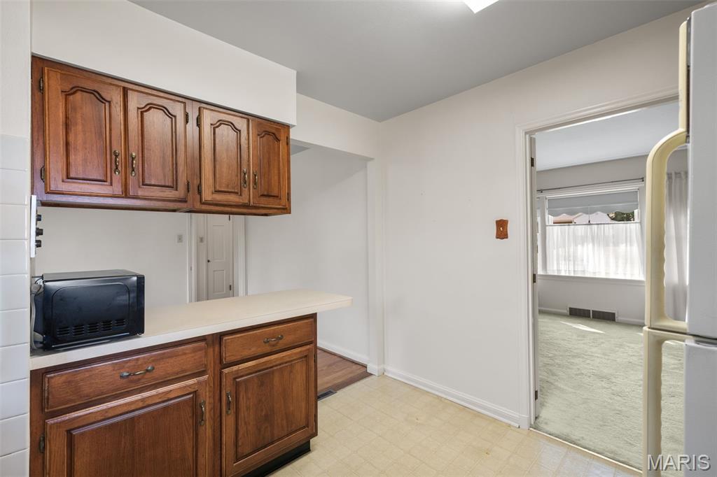 Unincorporated, Missouri 63123, United States, 2 Bedrooms Bedrooms, ,1 BathroomBathrooms,Residential,Pending,210474