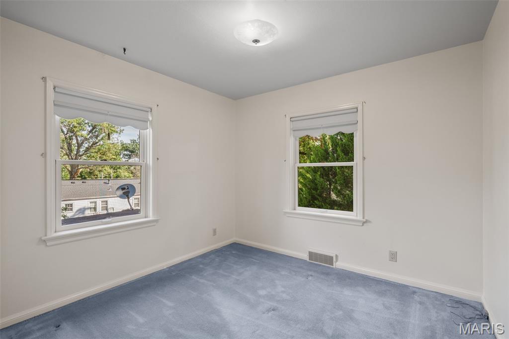 Unincorporated, Missouri 63123, United States, 2 Bedrooms Bedrooms, ,1 BathroomBathrooms,Residential,Pending,210474