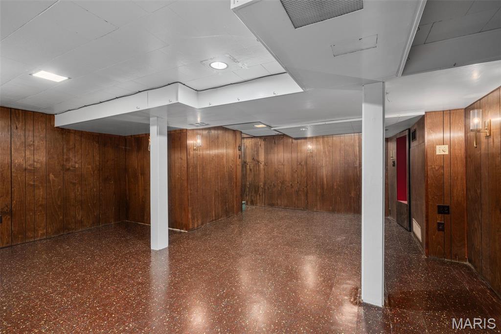 Unincorporated, Missouri 63123, United States, 2 Bedrooms Bedrooms, ,1 BathroomBathrooms,Residential,Pending,210474