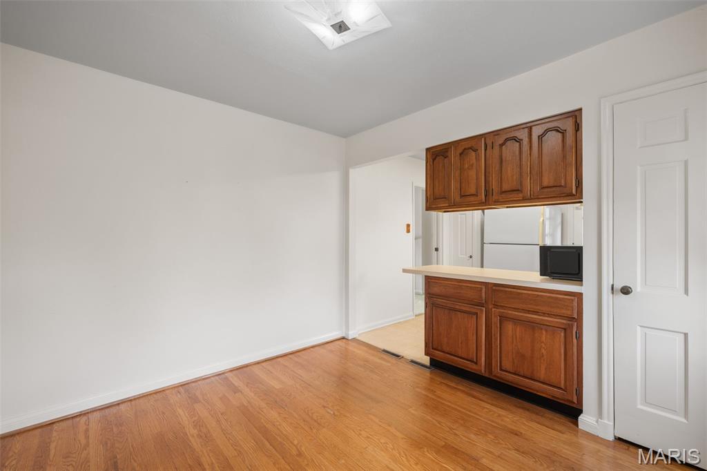 Unincorporated, Missouri 63123, United States, 2 Bedrooms Bedrooms, ,1 BathroomBathrooms,Residential,Pending,210474