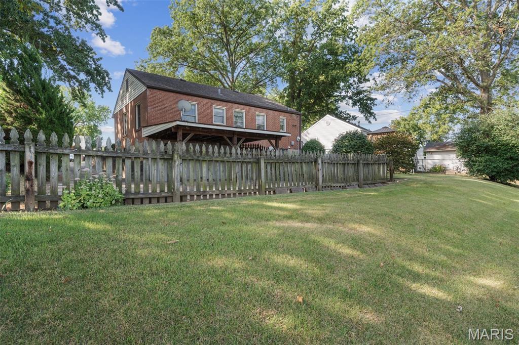 Unincorporated, Missouri 63123, United States, 2 Bedrooms Bedrooms, ,1 BathroomBathrooms,Residential,Pending,210474