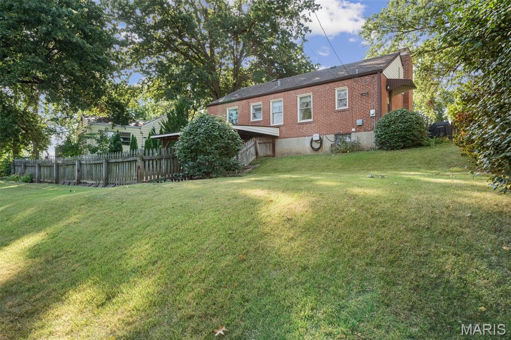 Unincorporated, Missouri 63123, United States, 2 Bedrooms Bedrooms, ,1 BathroomBathrooms,Residential,Pending,210474