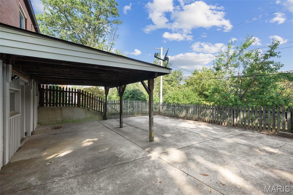 Unincorporated, Missouri 63123, United States, 2 Bedrooms Bedrooms, ,1 BathroomBathrooms,Residential,Pending,210474