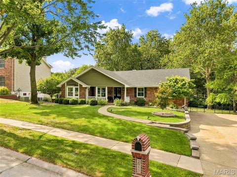 Photo of 2953 Kandahar Drive, St Charles, MO 63303 (MLS # 26048072)