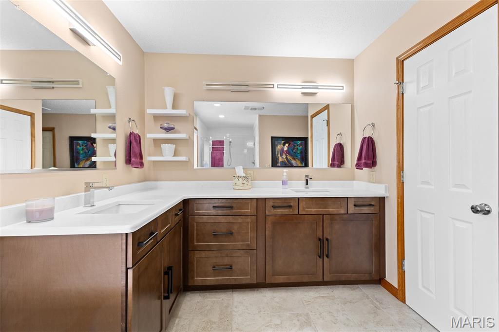 Deer Run Estate - Residential