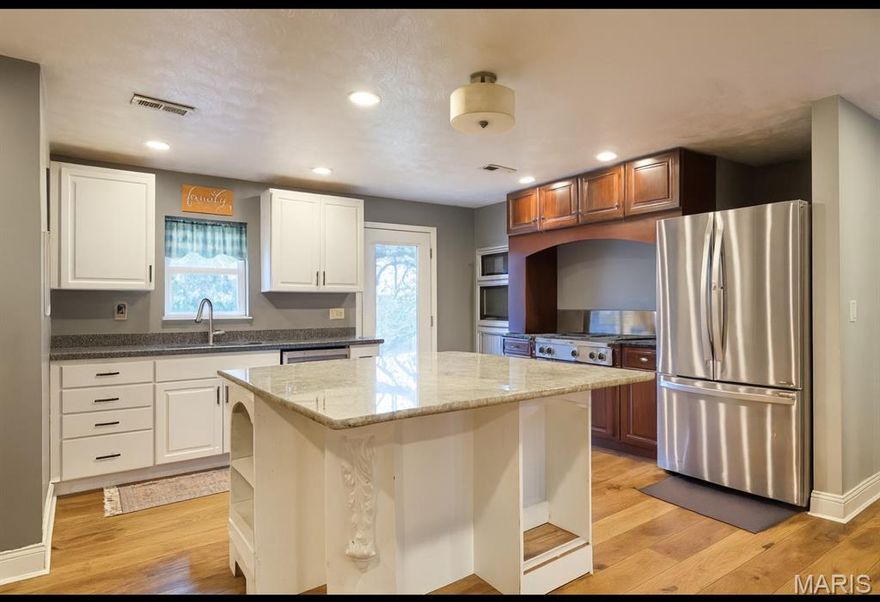 Move in Ready, Beautiful 4-Bed, 3-Bath Home on 2.92 Acres featuring 2 shops with electric and water — Minutes From Town!
This home has four bedrooms three bath, two bonus rooms in the partially finished walk out basement. Discover the perfect blend of space, comfort, and convenience in this stunning 3,522 sq. ft. home set on 2.92 peaceful acres, located just 1.5 miles from town. This property offers room to live, grow, and enjoy the outdoors while keeping everyday amenities close by.
Step inside to find a spacious and inviting layout with four generous bedrooms and three full bathrooms, ideal for families, guests. Home has a paved driveway, covered carport, several outbuildings, garden spot. A one-car garage provides additional parking and utility.
Whether you're seeking a serene homestead, a place to entertain, or a home with room to expand, this property has it all. Enjoy the peace of the countryside with the benefit of being just minutes from town—truly the best of both worlds.
Don't miss your chance to make this exceptional property your own!