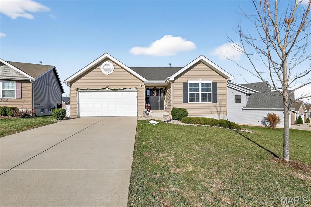 Photo of 349 Rock Ridge Road, Wentzville, MO 63385 (MLS # 25080149)