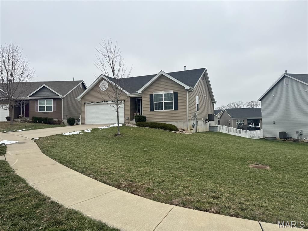 Photo of 349 Rock Ridge Road, Wentzville, MO 63385 (MLS # 25080149)