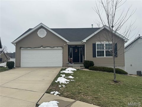 Photo of 349 Rock Ridge Road, Wentzville, MO 63385 (MLS # 25080149)