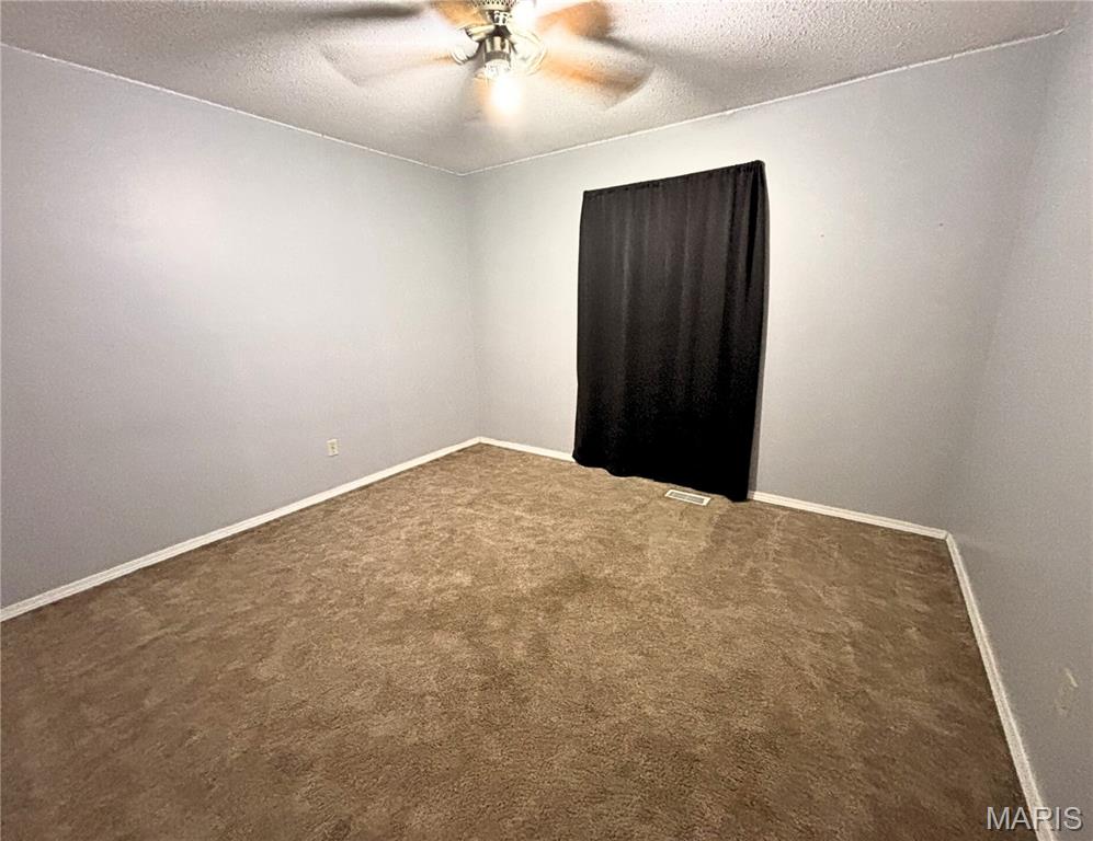 St Peters, Missouri 63376, United States, 3 Bedrooms Bedrooms, ,2 BathroomsBathrooms,Residential,Pending,234397