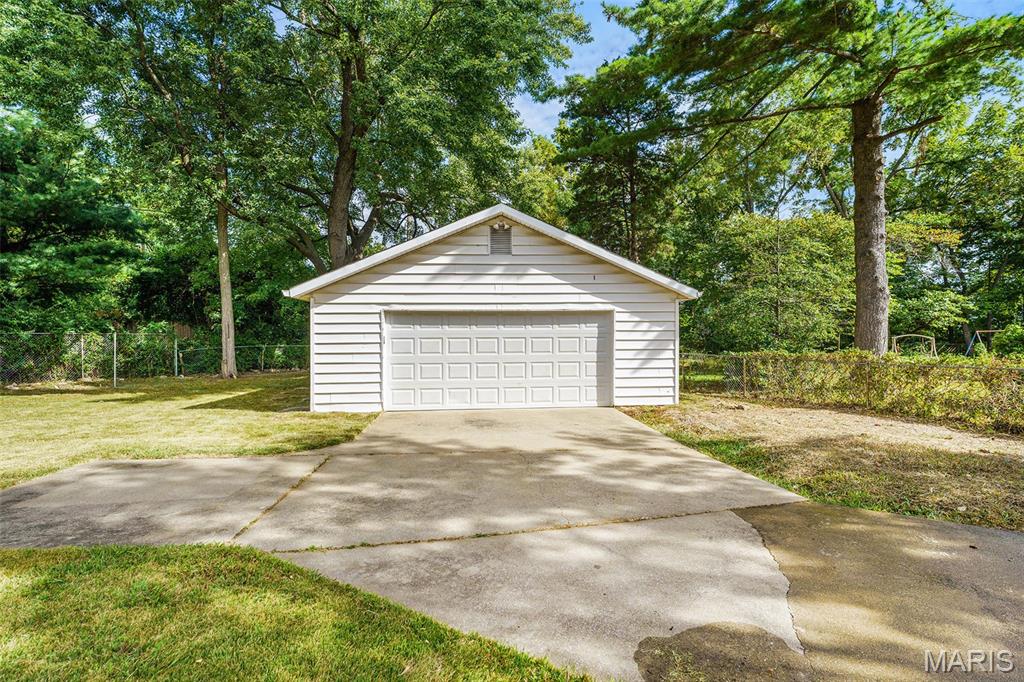 7 Kenwood Drive