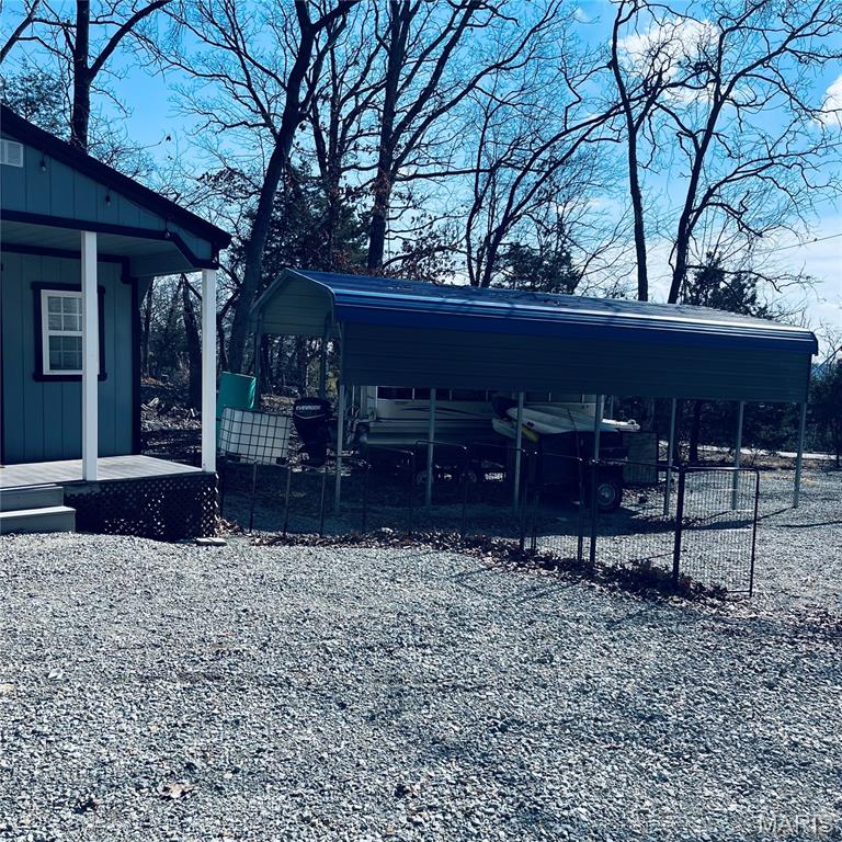 Goose Creek Lake - Land