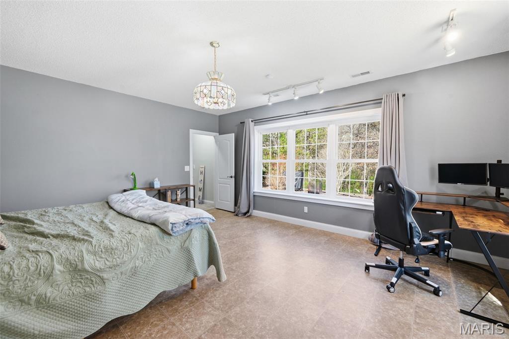 Little Pond - Residential