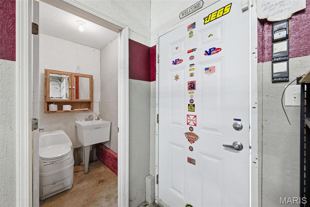 Little Pond - Residential