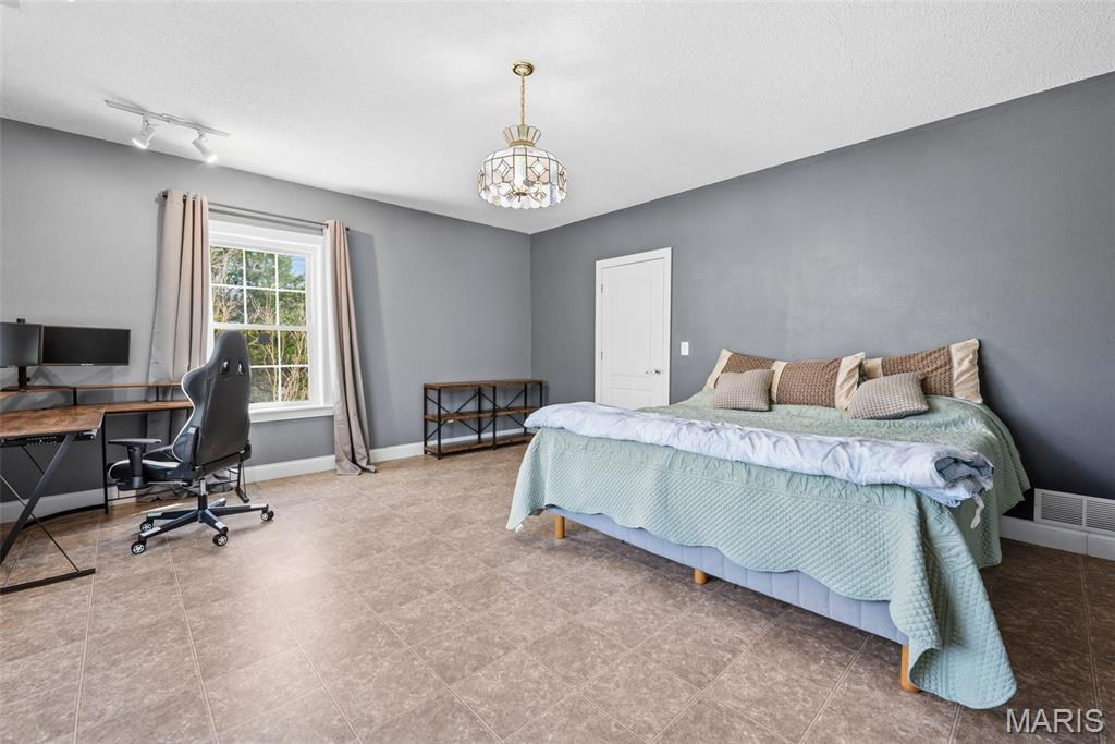 Little Pond - Residential