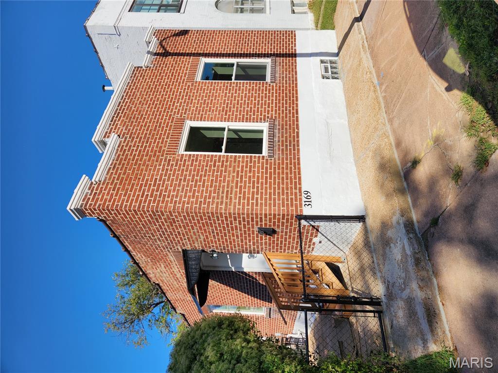 St Louis Commons Add - Residential