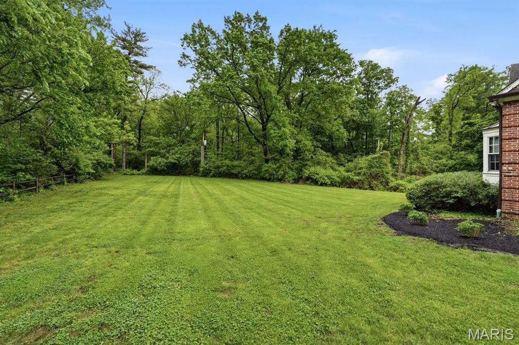 12 Glenview Road