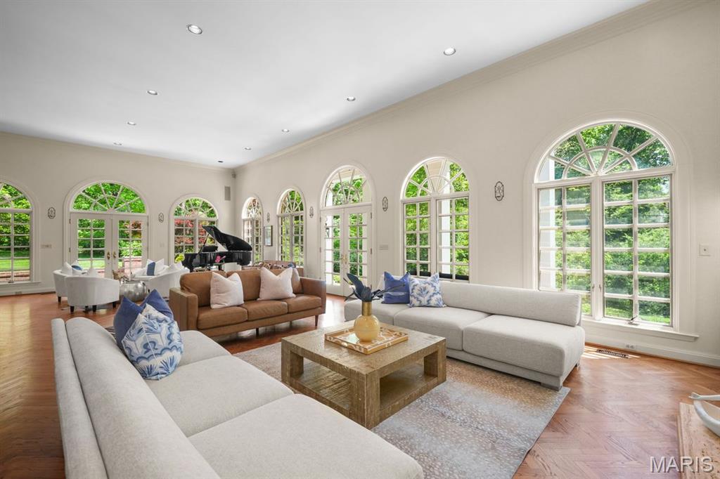 Glenview 2 - Residential