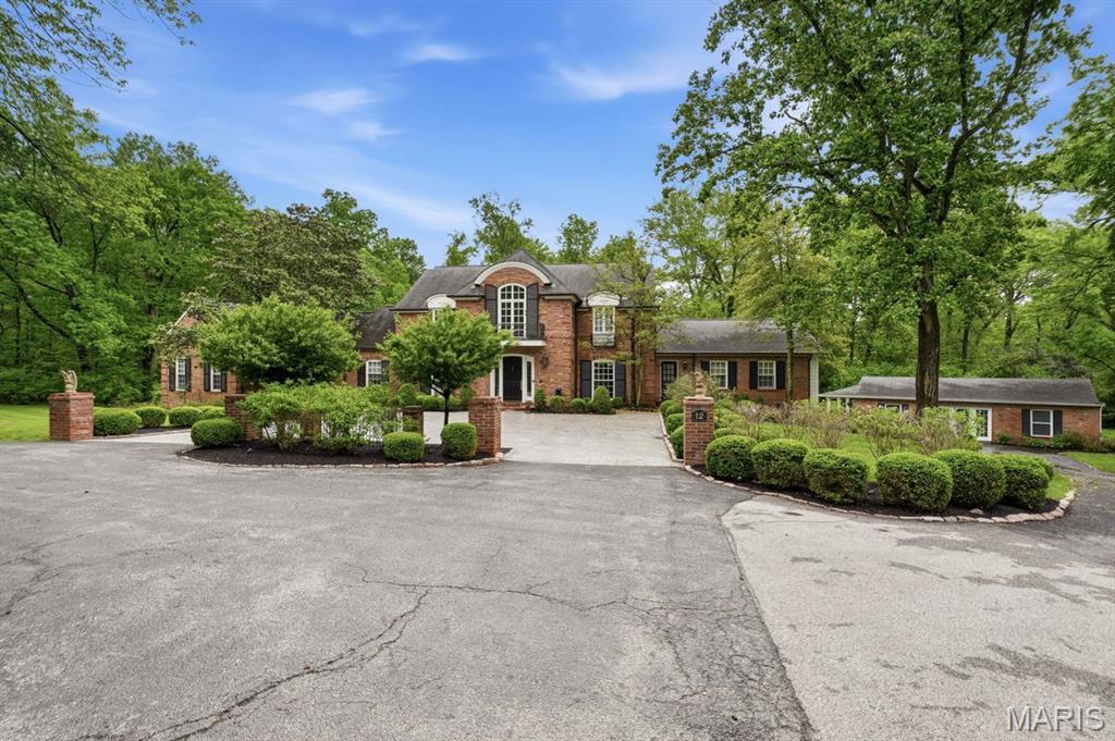 12 Glenview Road