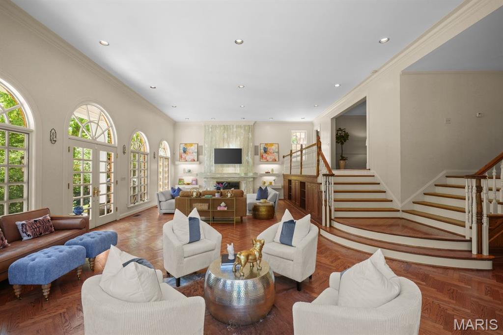 Glenview 2 - Residential