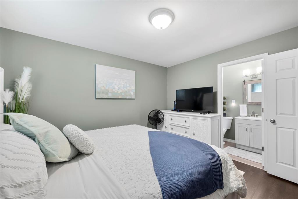 St Charles, Missouri 63303, United States, 3 Bedrooms Bedrooms, ,2 BathroomsBathrooms,Residential,Pending,132103