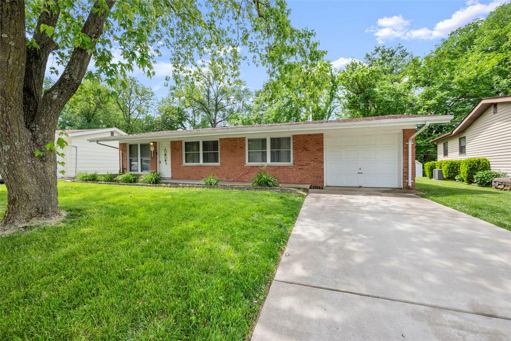 St Charles, Missouri 63303, United States, 3 Bedrooms Bedrooms, ,2 BathroomsBathrooms,Residential,Pending,132103