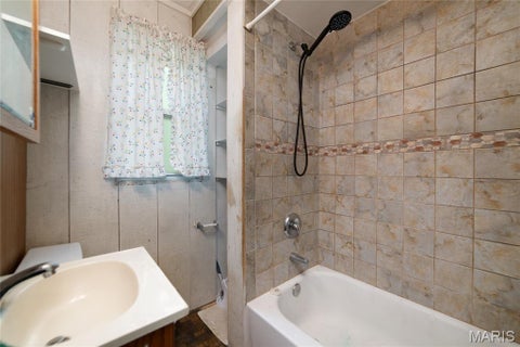 Tiny photo for 109 N Old Orchard Avenue, Webster Groves, MO 63119 (MLS # 26046184)