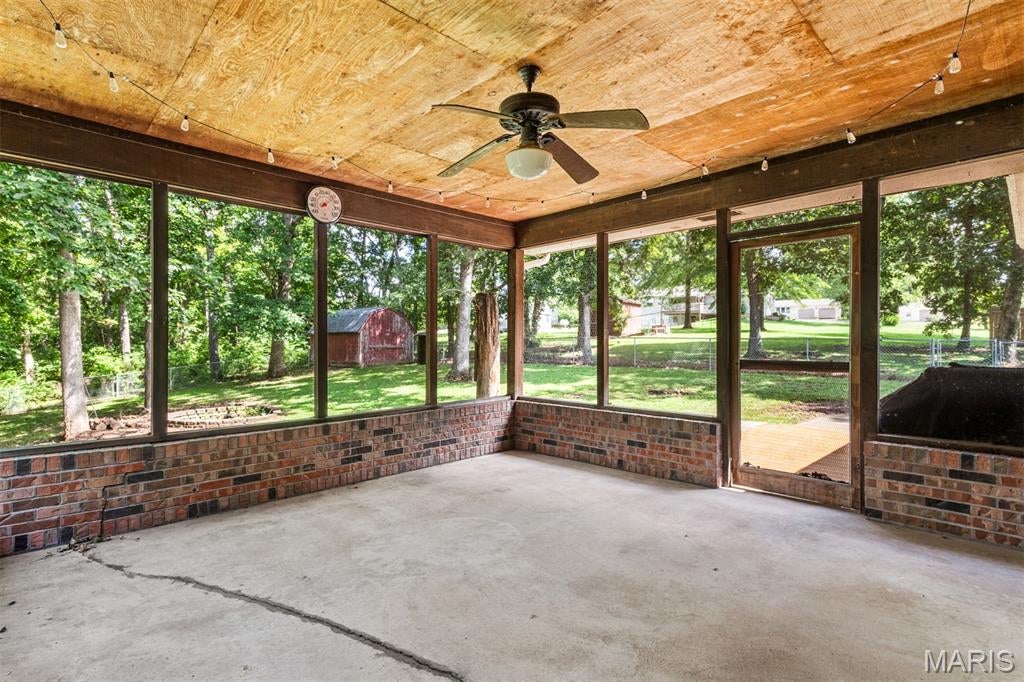 1213 Old County Farm Road