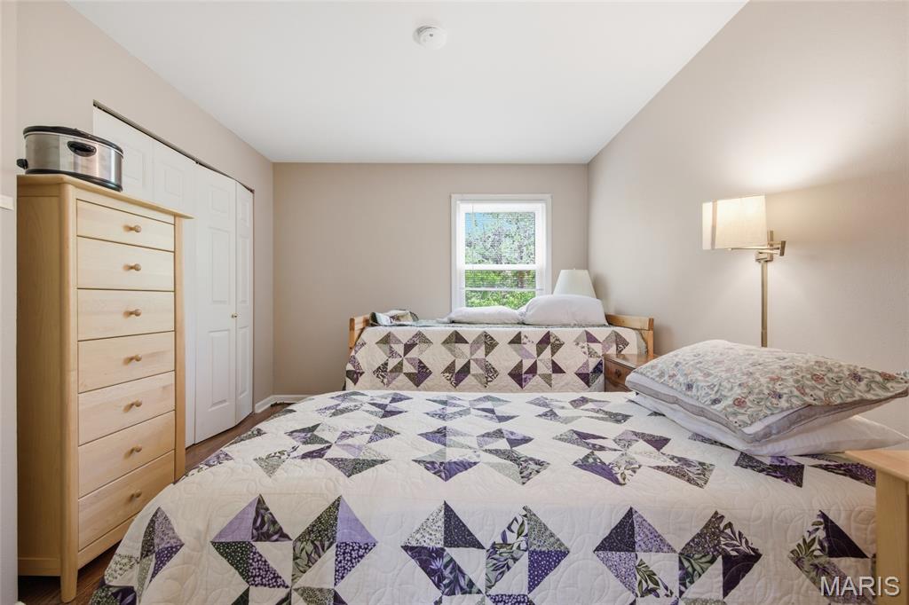 Sun Valley Condo Ph I - Residential