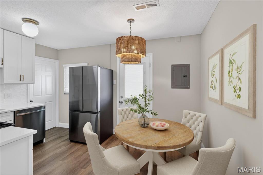 Sunset Manor - Residential