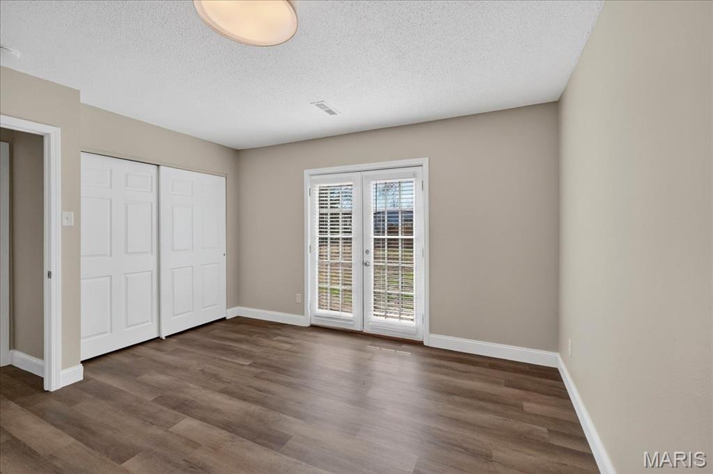 Sunset Manor - Residential