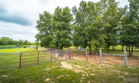 Tiny photo for 46 Fish Farm Lane, Cuba, MO 65453 (MLS # 26035981)