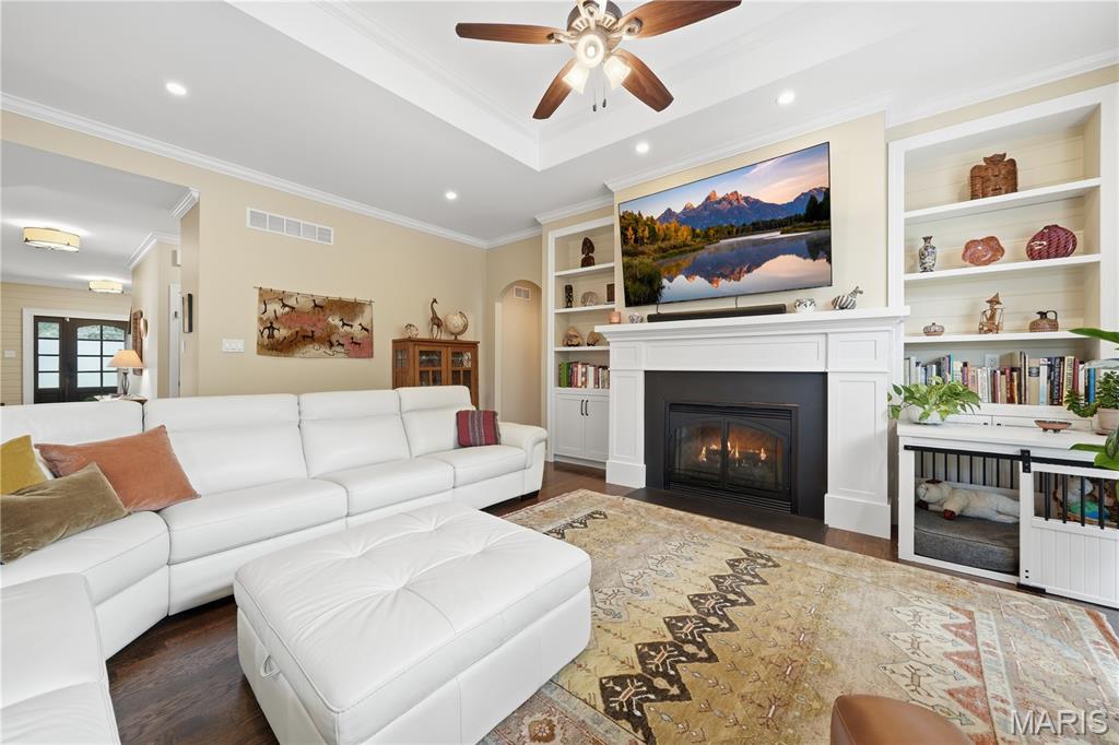 1455 Forest View Drive