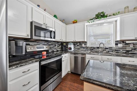 Tiny photo for 35 Swaying Pine Lane, Winfield, MO 63389 (MLS # 26015760)