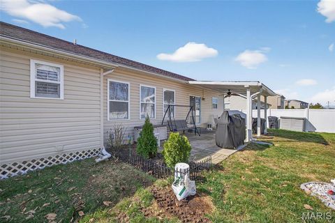 Tiny photo for 35 Swaying Pine Lane, Winfield, MO 63389 (MLS # 26015760)
