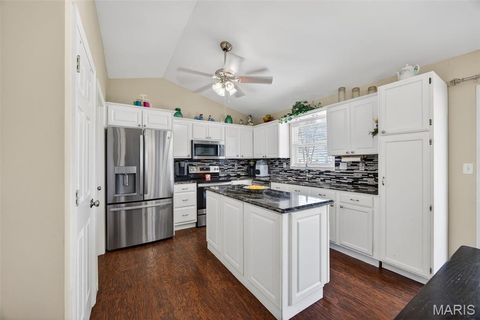 Tiny photo for 35 Swaying Pine Lane, Winfield, MO 63389 (MLS # 26015760)