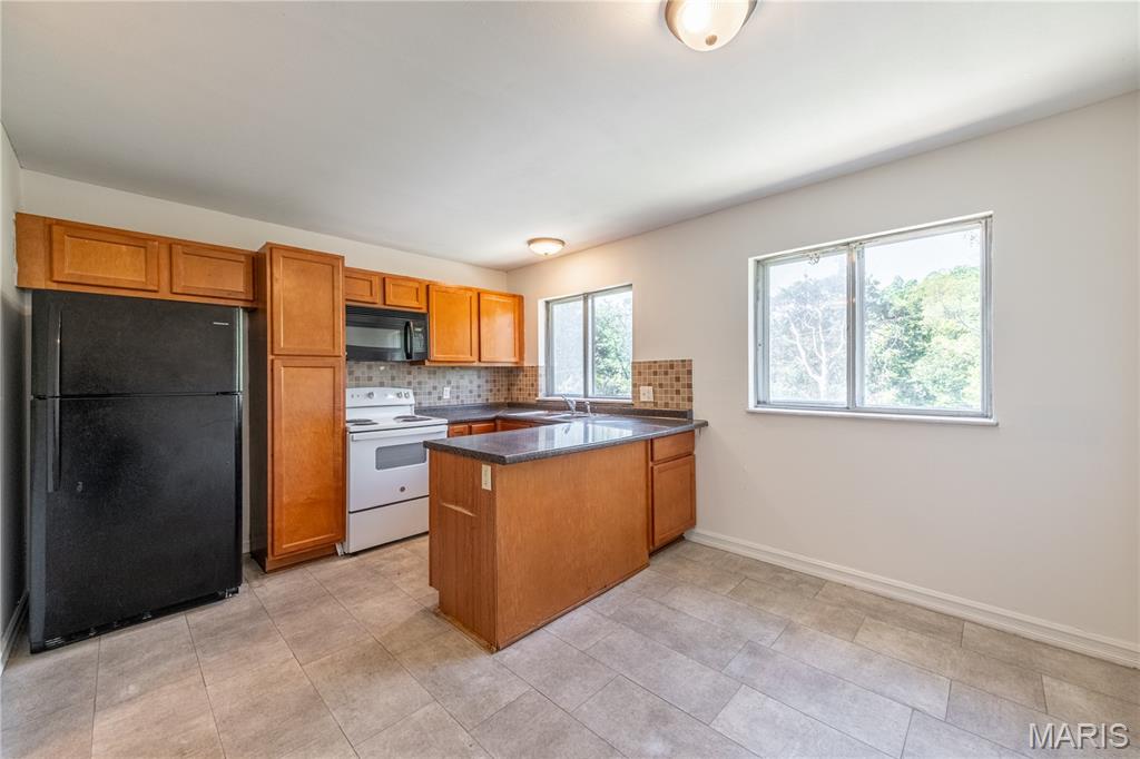 Pembroke Park 01 - Residential Lease