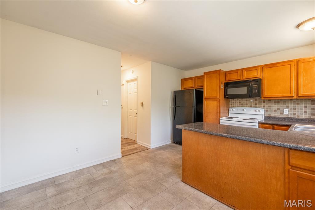 Pembroke Park 01 - Residential Lease