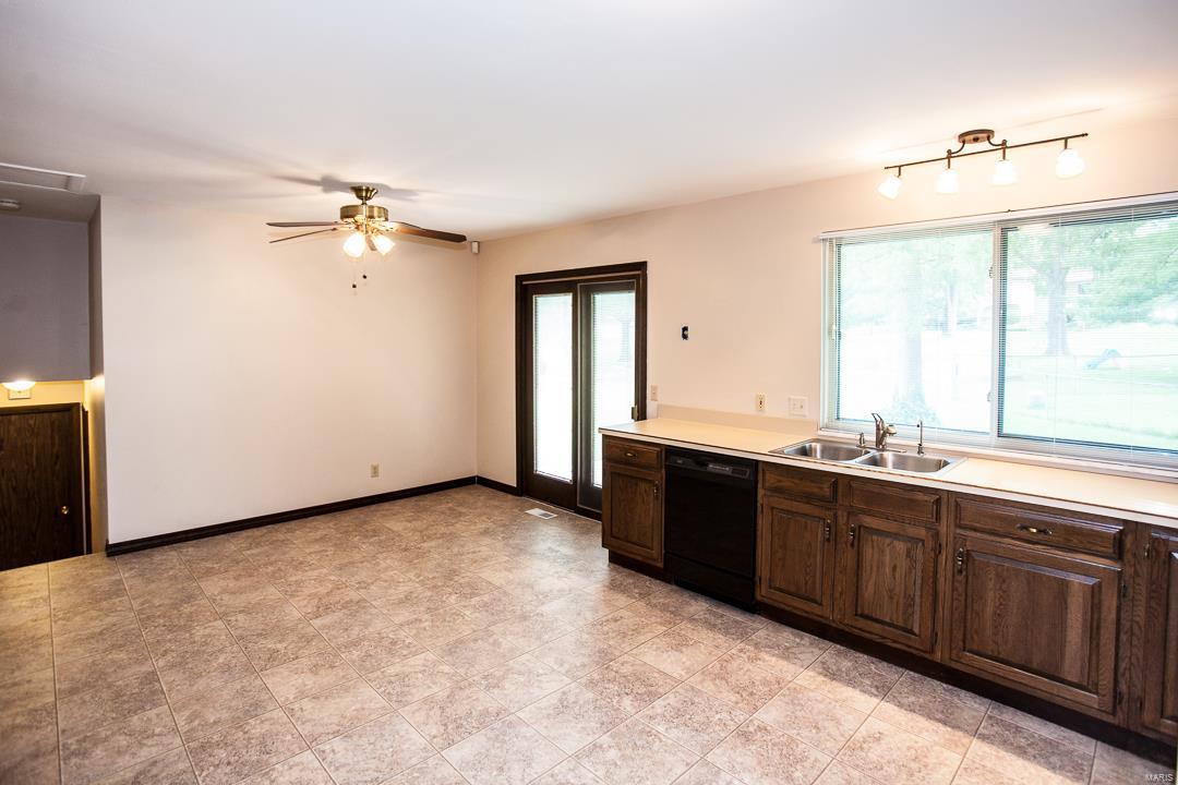 Country Hill Farm - Residential