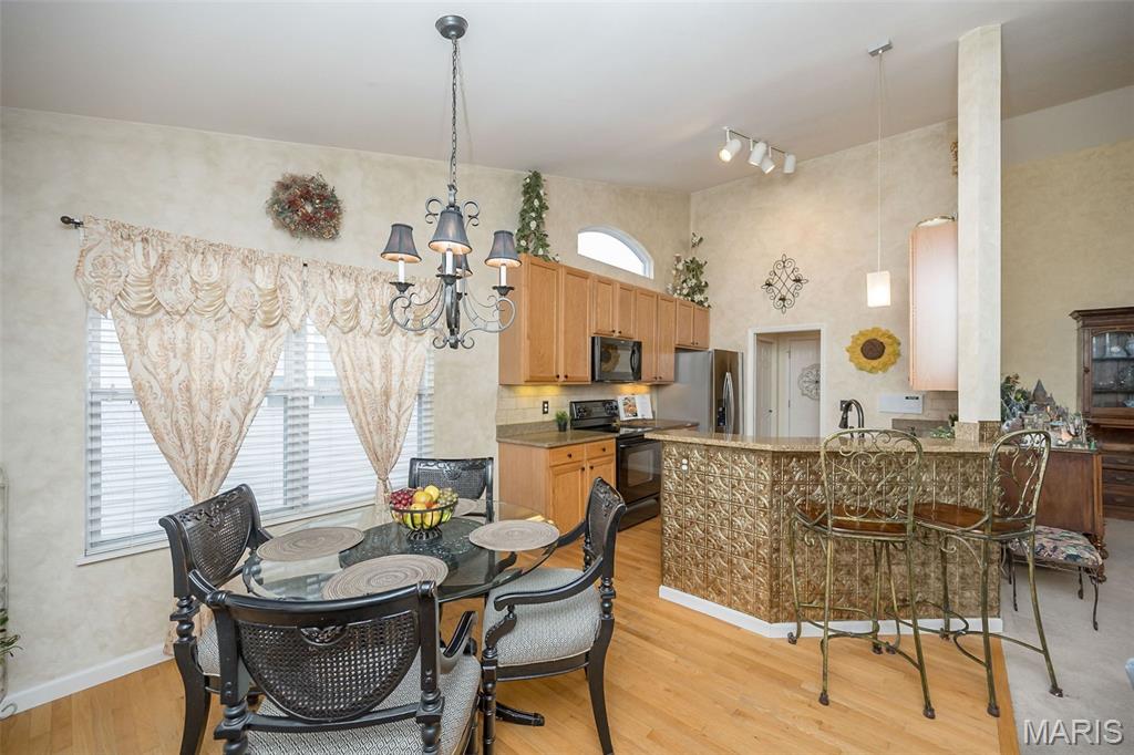 Villas At Ridgepointe - Residential