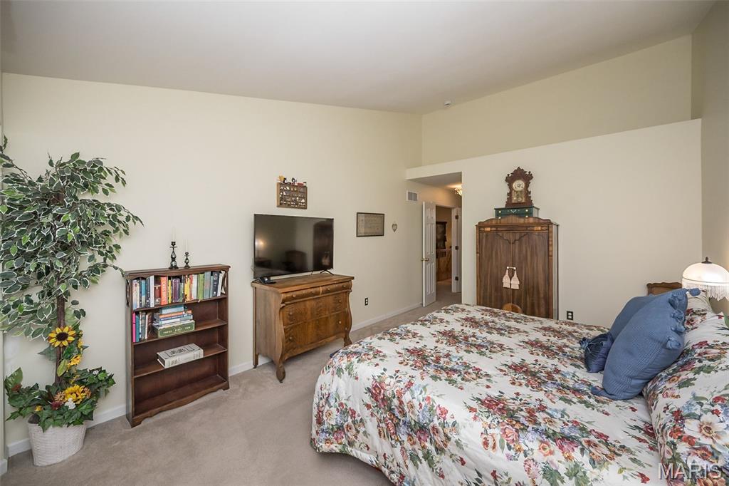 Villas At Ridgepointe - Residential