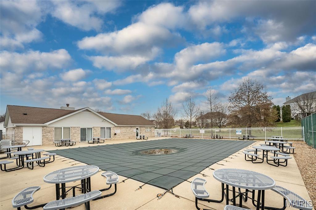 Villas At Ridgepointe - Residential