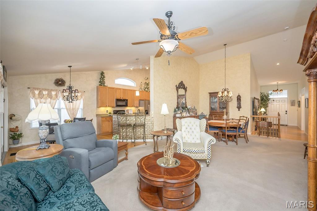 Villas At Ridgepointe - Residential