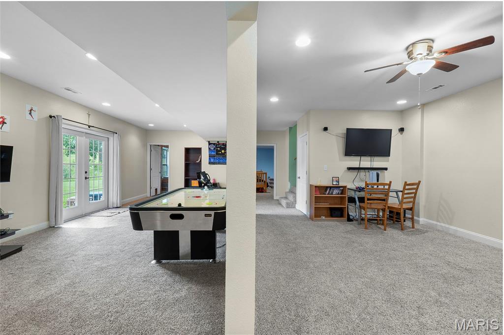 Twin Oaks - Residential