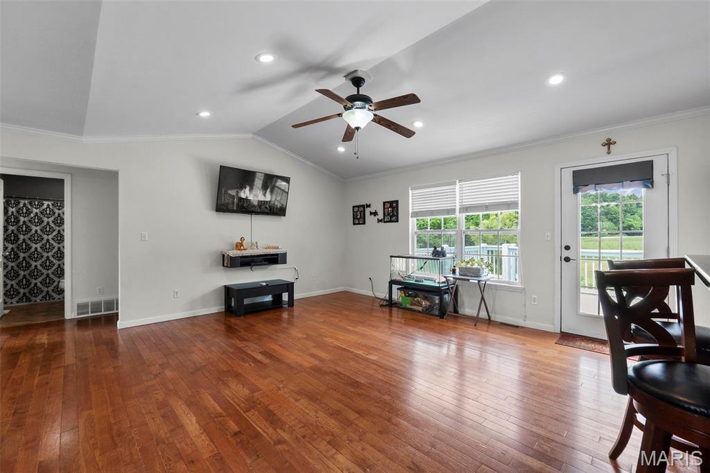 Twin Oaks - Residential