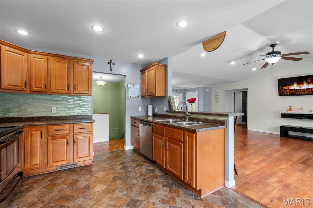 Twin Oaks - Residential