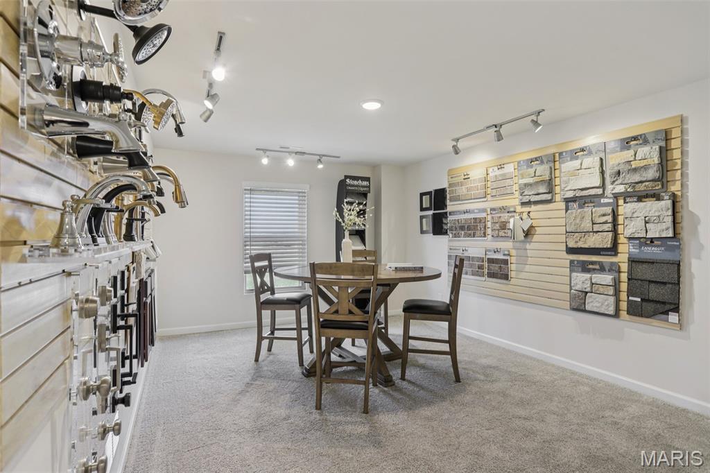 The Summit At Park Hills - Residential