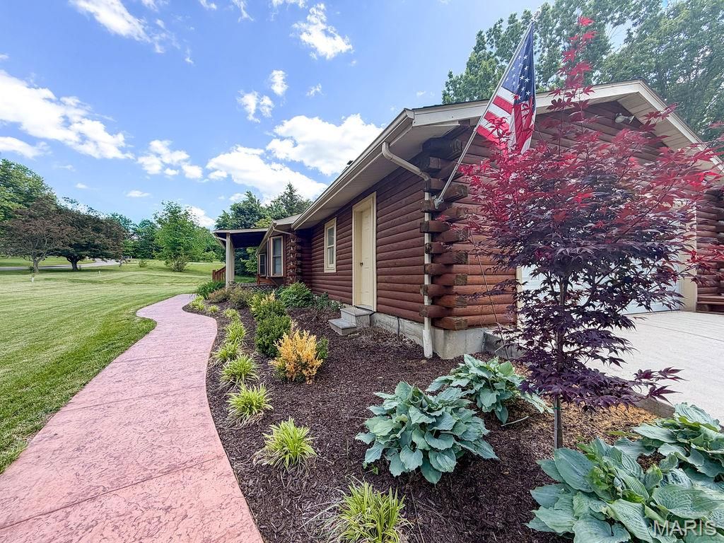 Photo of 3318 Watson Road, Festus, MO 63028 (MLS # 26028592)
